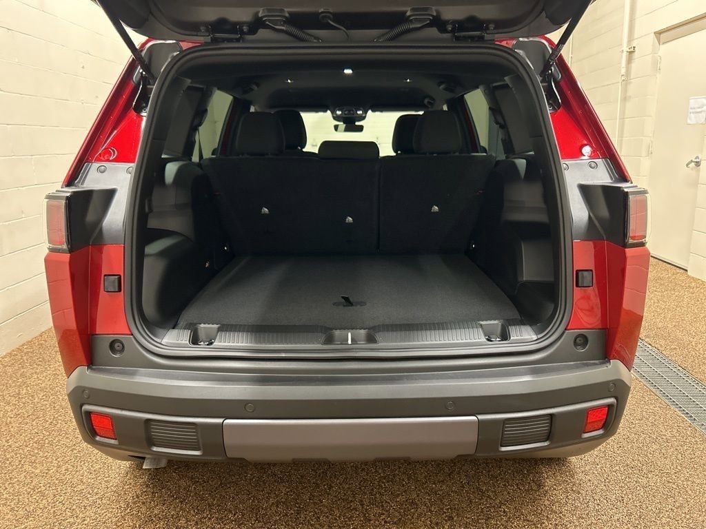 New 2026 Jeep Cherokee Laredo image 11