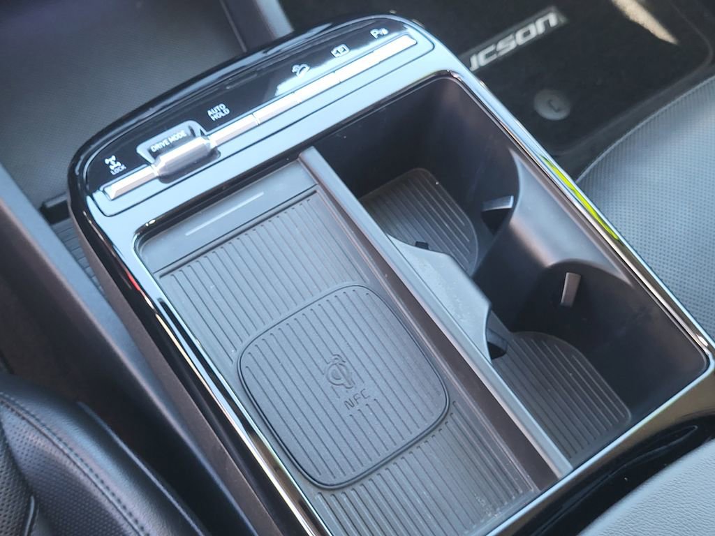 Used 2025 Hyundai Tucson Limited image 26