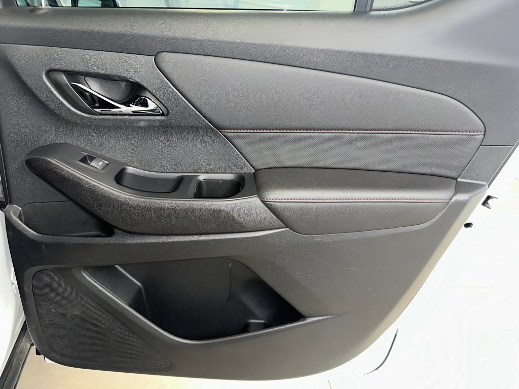Certified 2022 Chevrolet Traverse RS image 32
