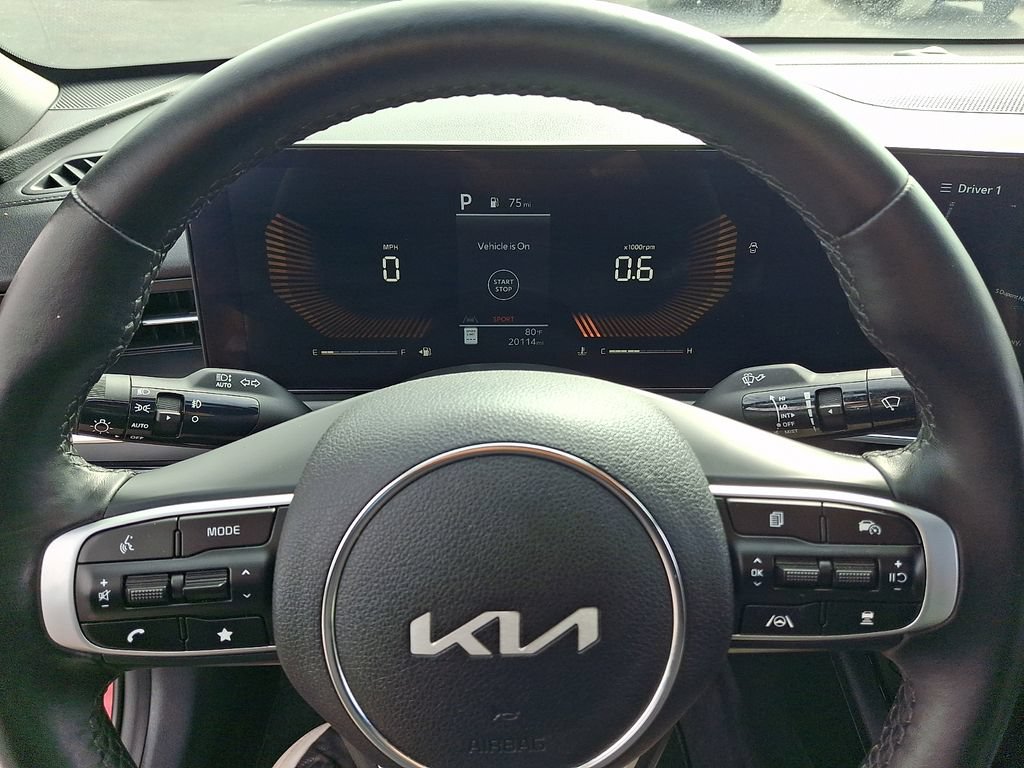 Used 2025 Kia K5 GT-Line w/ GT-Line Premium Package AWD/4WD image 19