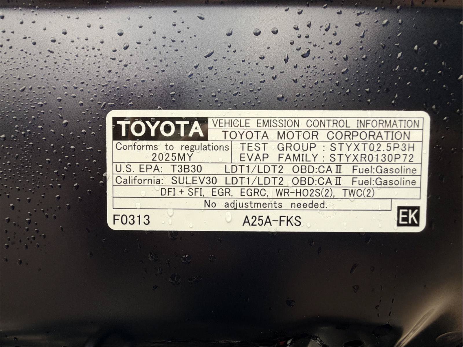 Used 2025 Toyota RAV4 XLE w/ Convenience Package FWD image 33