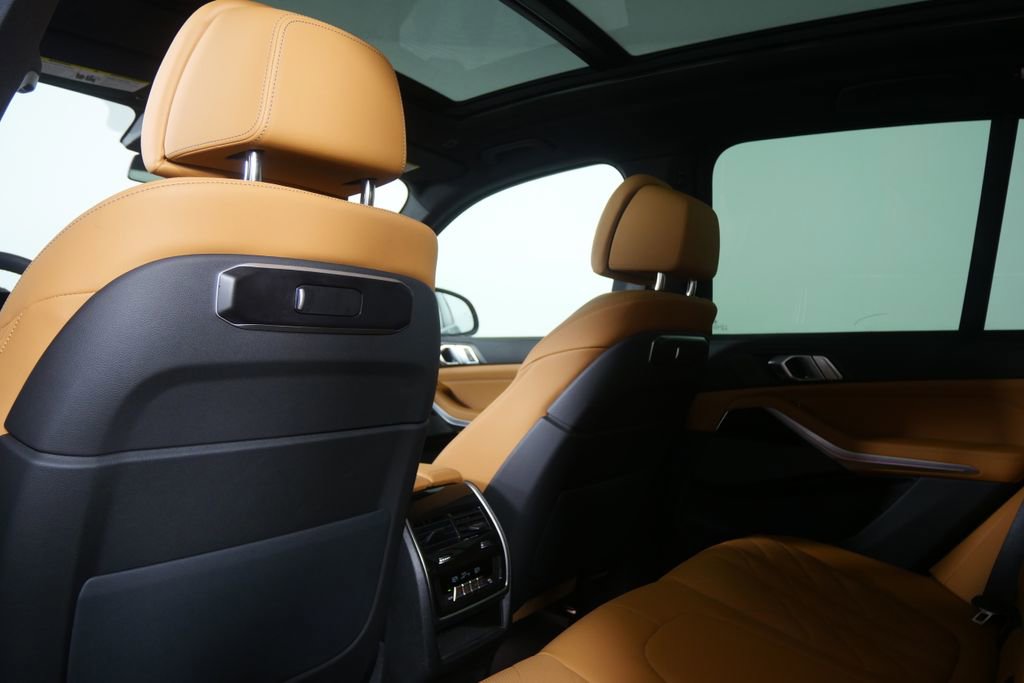 Certified 2025 BMW X5 xDrive40i image 17