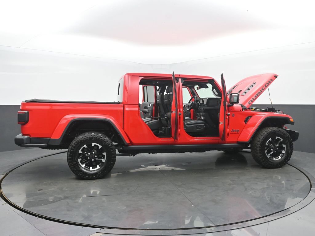 Used 2024 Jeep Gladiator Rubicon AWD/4WD image 57