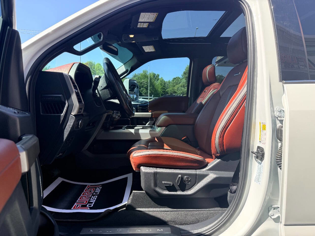 Used 2022 Ford F450 Platinum w/ FX4 Off-Road Package AWD/4WD image 31