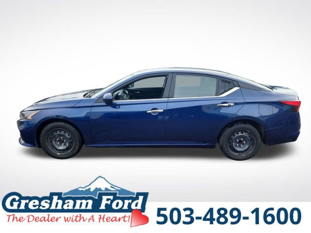 Used 2022 Nissan Altima 2.5 S image 3