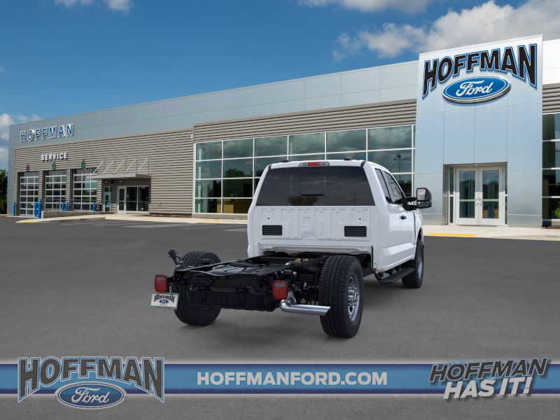 New 2025 Ford F350 XL w/ XL Chrome Package image 19