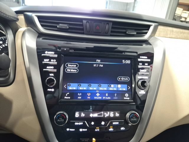 Used 2020 Nissan Murano SL w/ Moonroof Package AWD/4WD image 14
