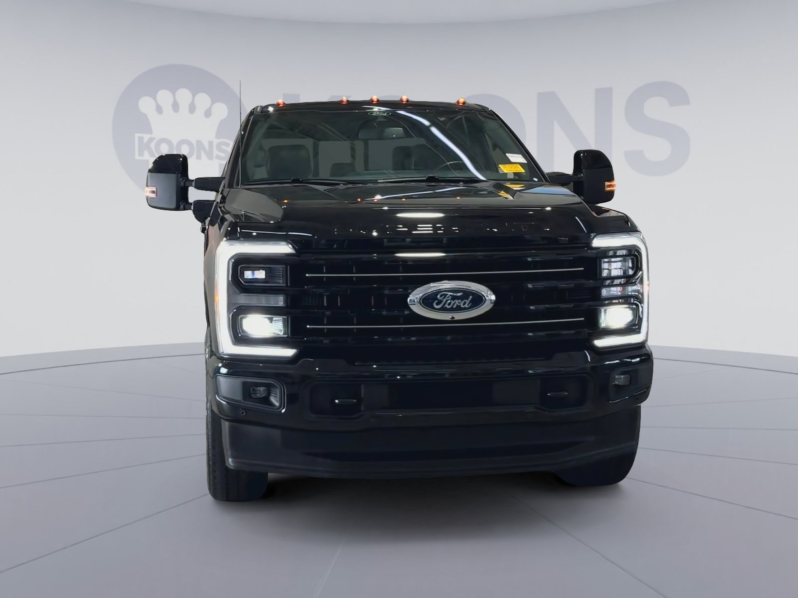 Used 2025 Ford F250 Platinum AWD/4WD image 4