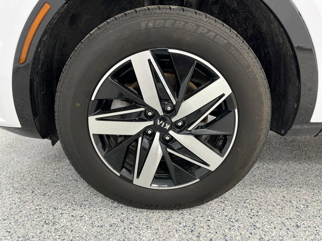 Used 2021 Kia Sorento EX image 27