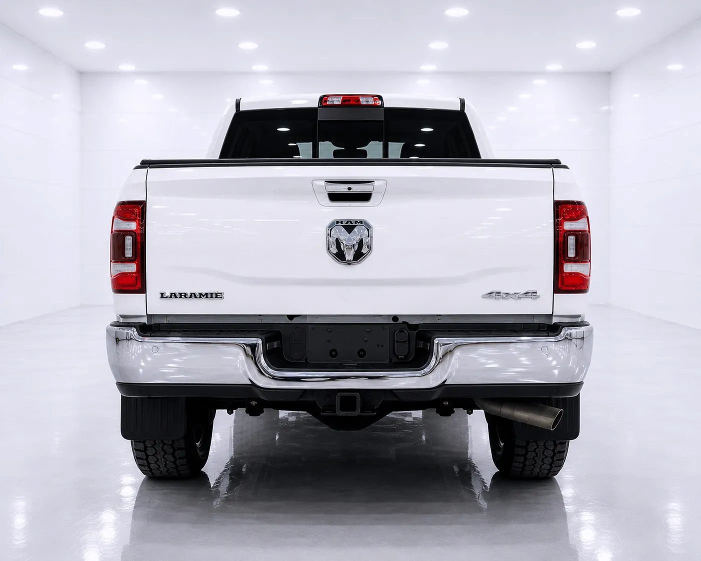 Used 2019 RAM 3500 Limited AWD/4WD image 4