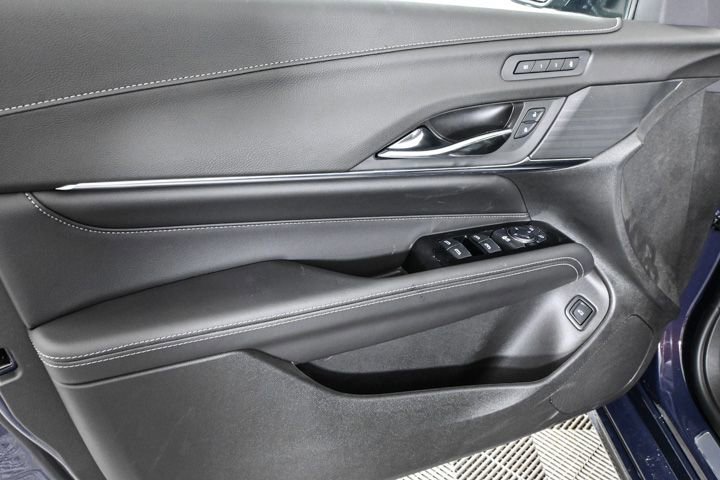 New 2025 Cadillac CT4 Premium Luxury image 5