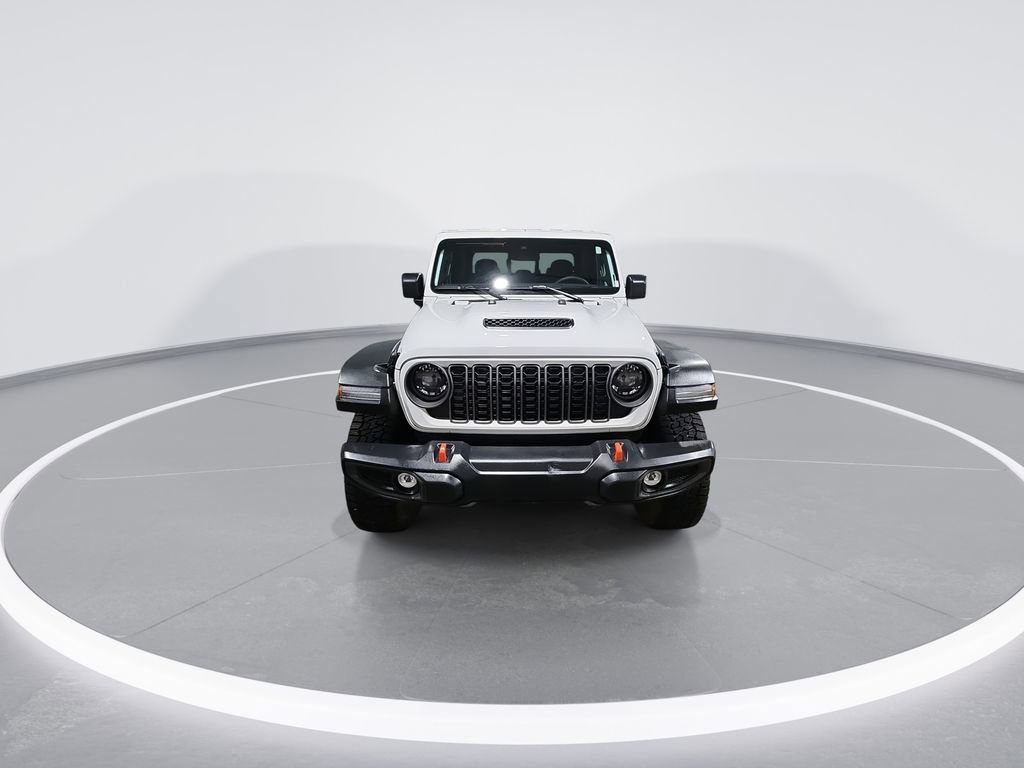 Used 2025 Jeep Gladiator Mojave image 3