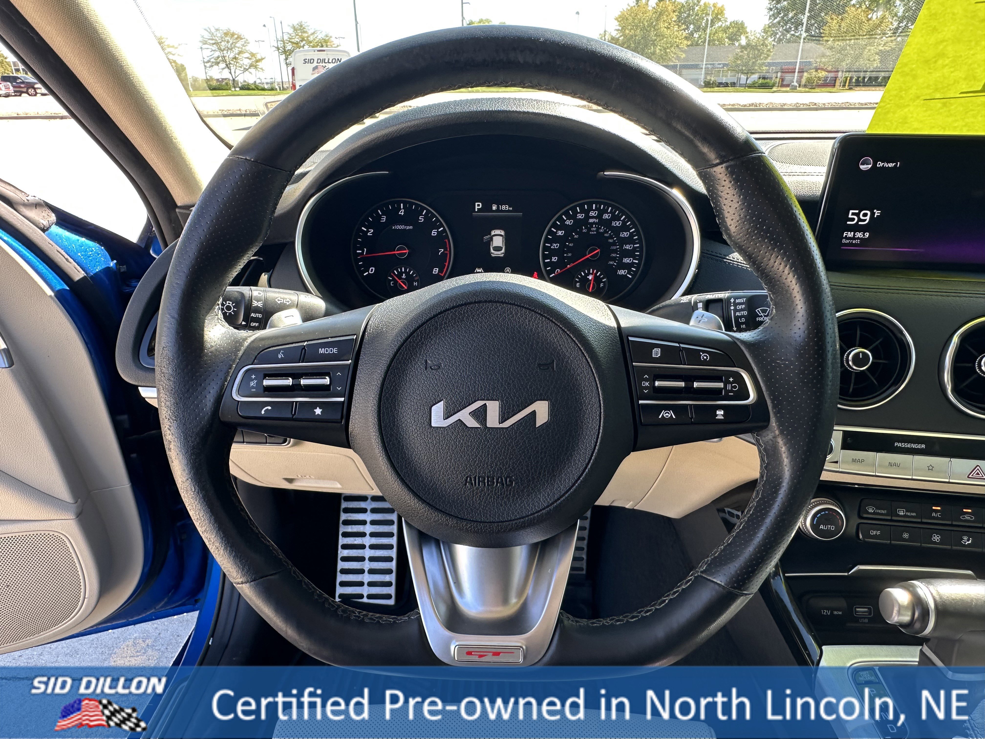 Used 2022 Kia Stinger GT1 image 12