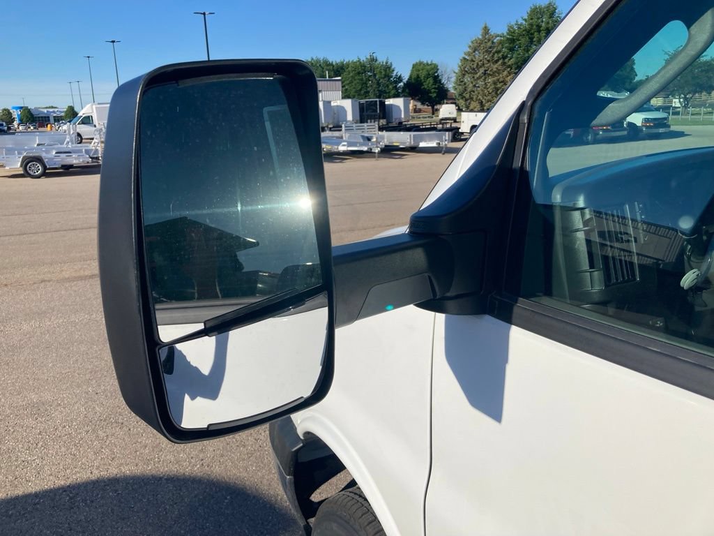 New 2026 GMC Savana 4500 w/ Power Convenience Package RWD image 19