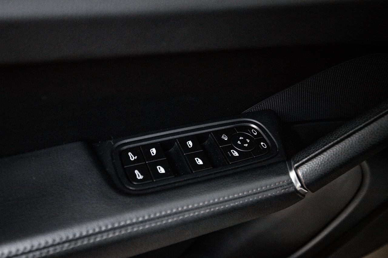 Certified 2023 Porsche Cayenne Coupe AWD/4WD image 22