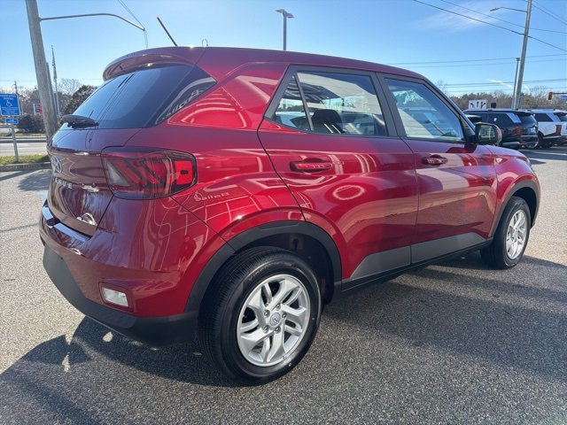 Certified 2026 Hyundai Venue SE image 6