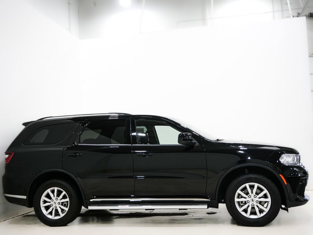 Used 2023 Dodge Durango SXT AWD/4WD image 4