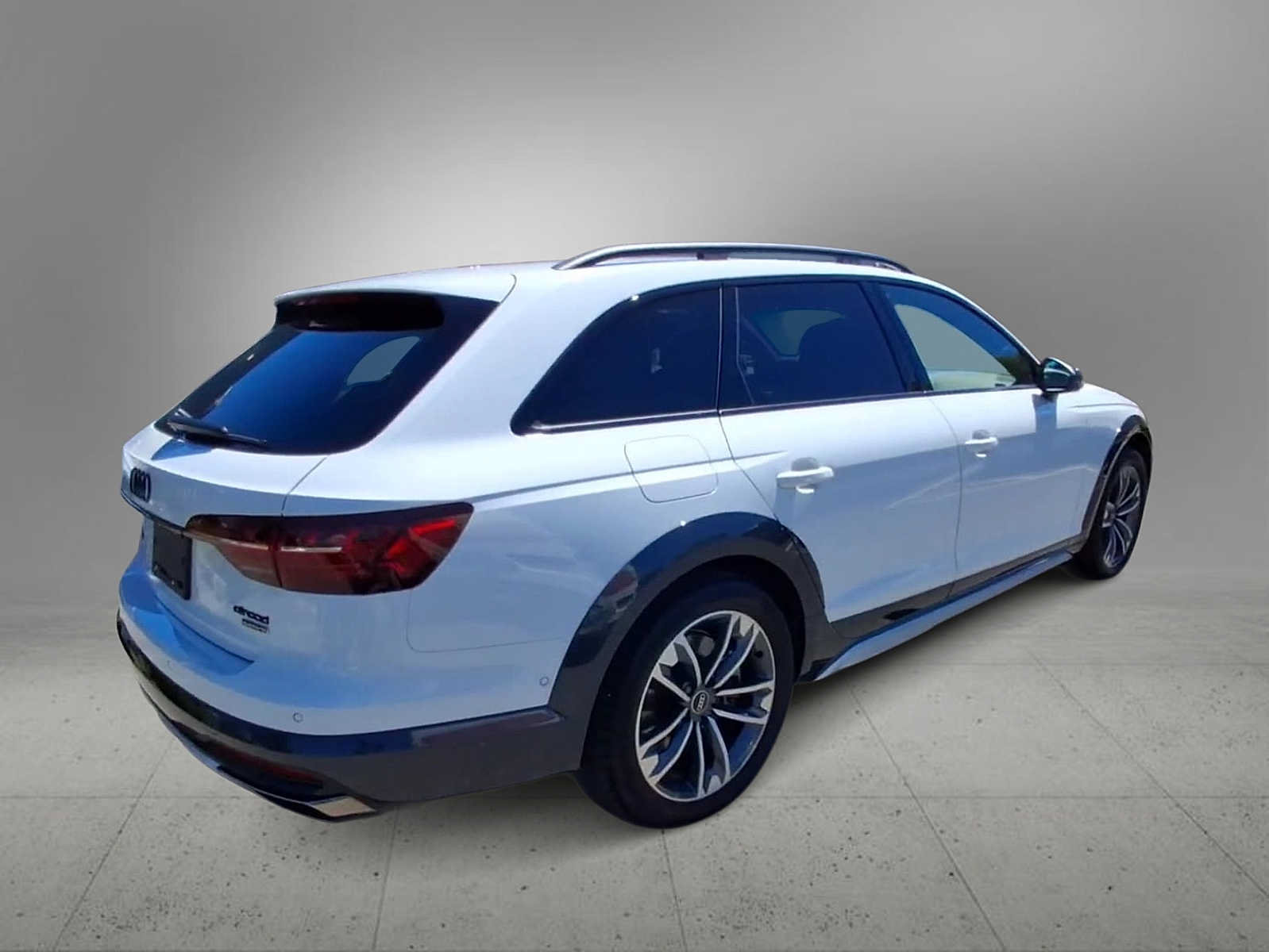 Certified 2023 Audi A4 2.0T allroad Prestige AWD/4WD image 8