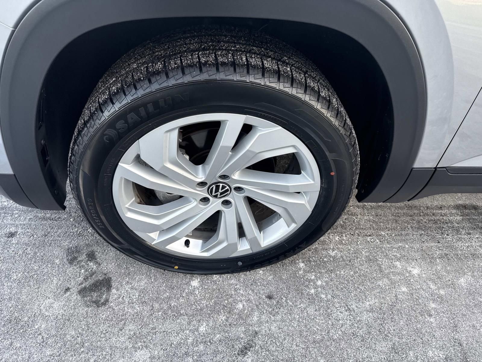 Certified 2022 Volkswagen Atlas SE image 15