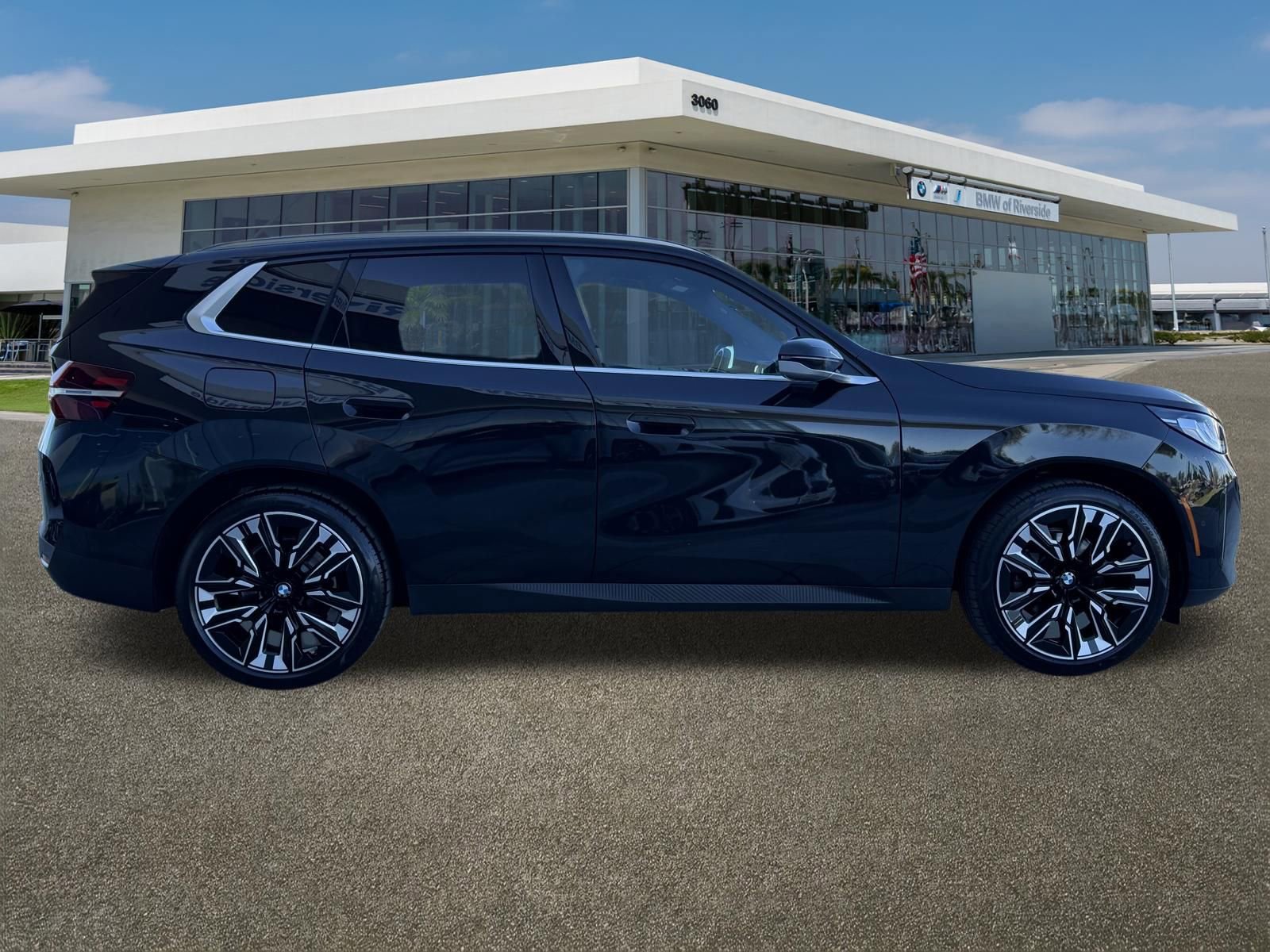 Used 2025 BMW X3 xDrive30i image 12