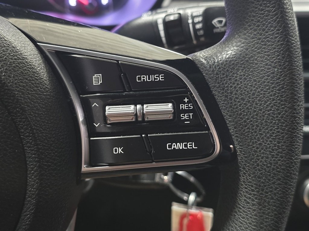 Used 2020 Kia Optima LX image 30