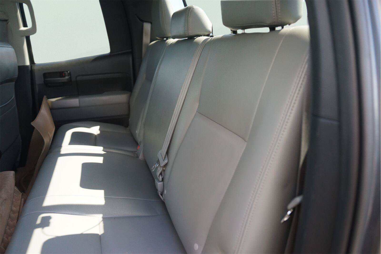 Used 2013 Toyota Tundra 2WD Double Cab w/ SR5 Pkg image 13