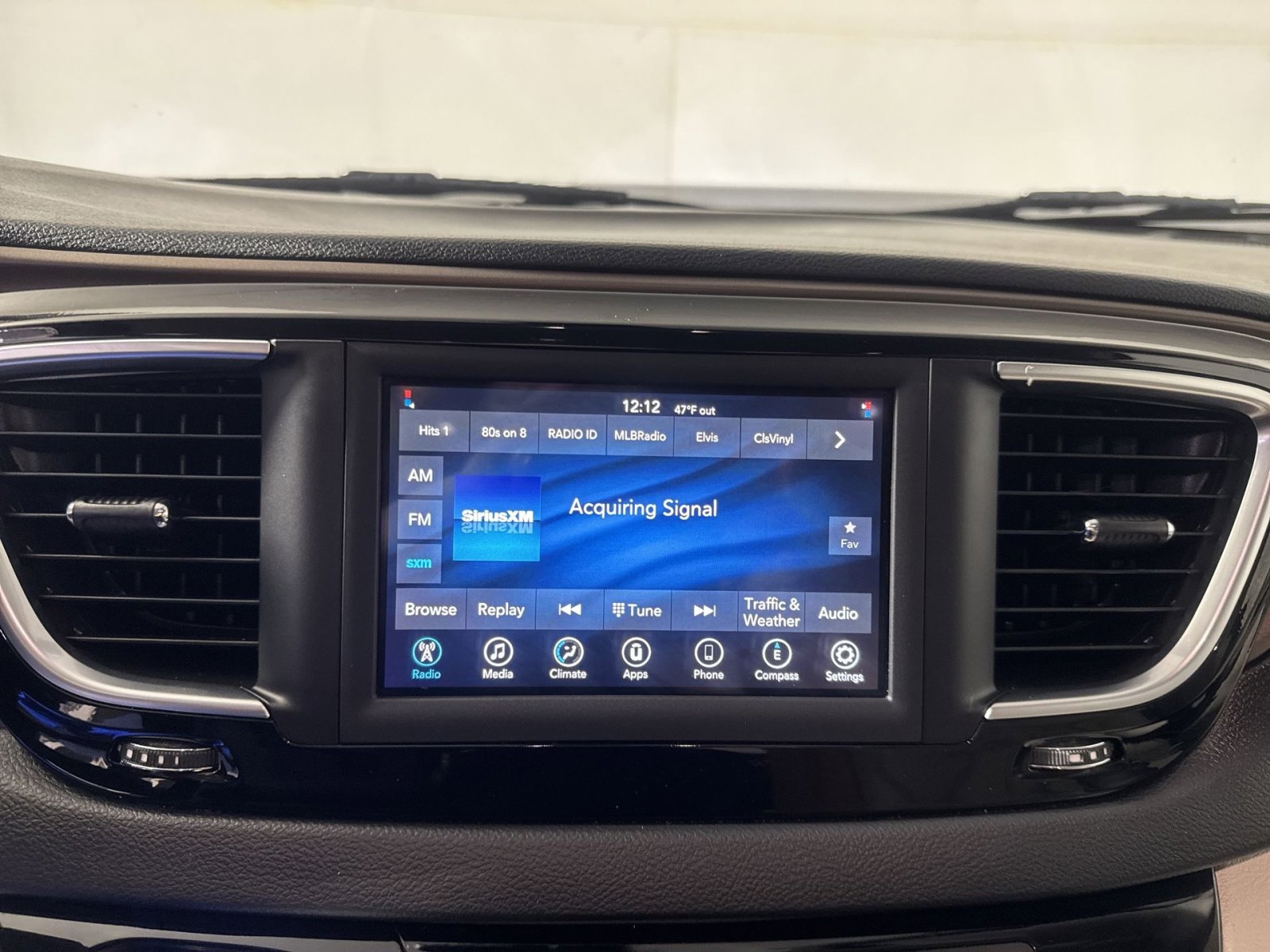 Used 2021 Chrysler Voyager Lxi image 18