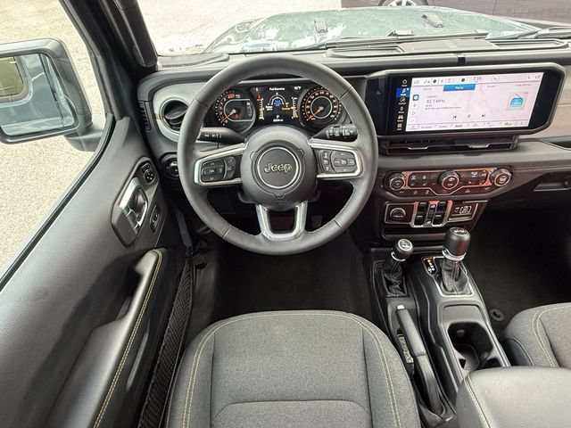 Used 2026 Jeep Wrangler Unlimited Sahara AWD/4WD image 17