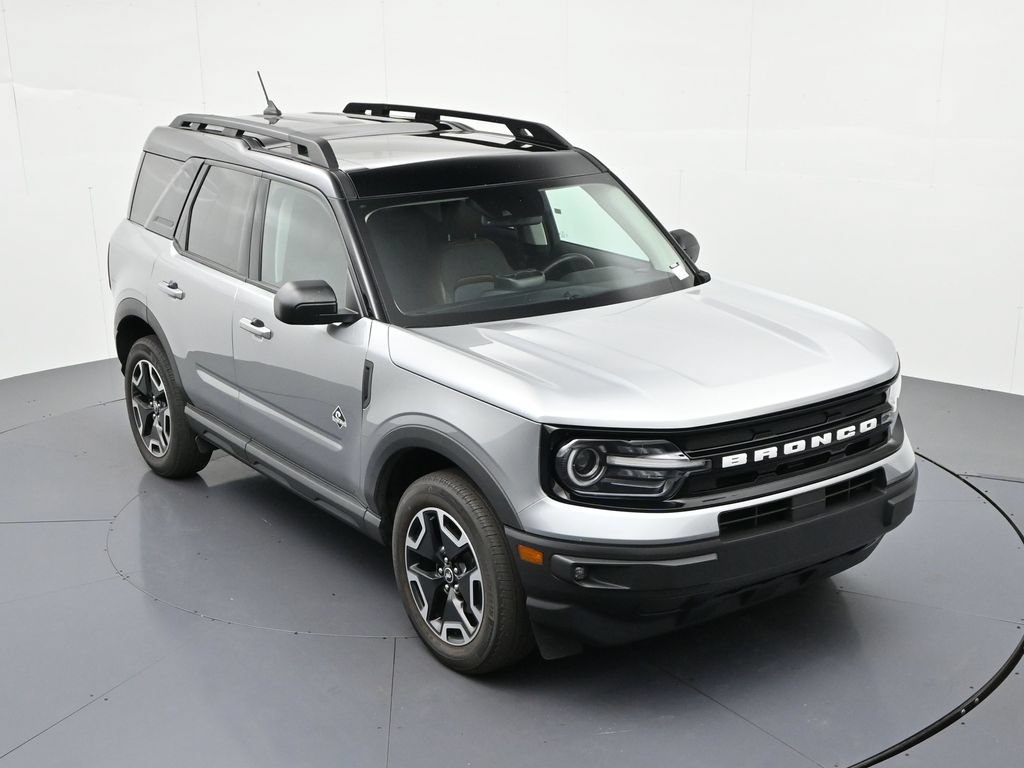 Certified 2023 Ford Bronco Sport Outer Banks w/ Tech Package AWD/4WD image 17