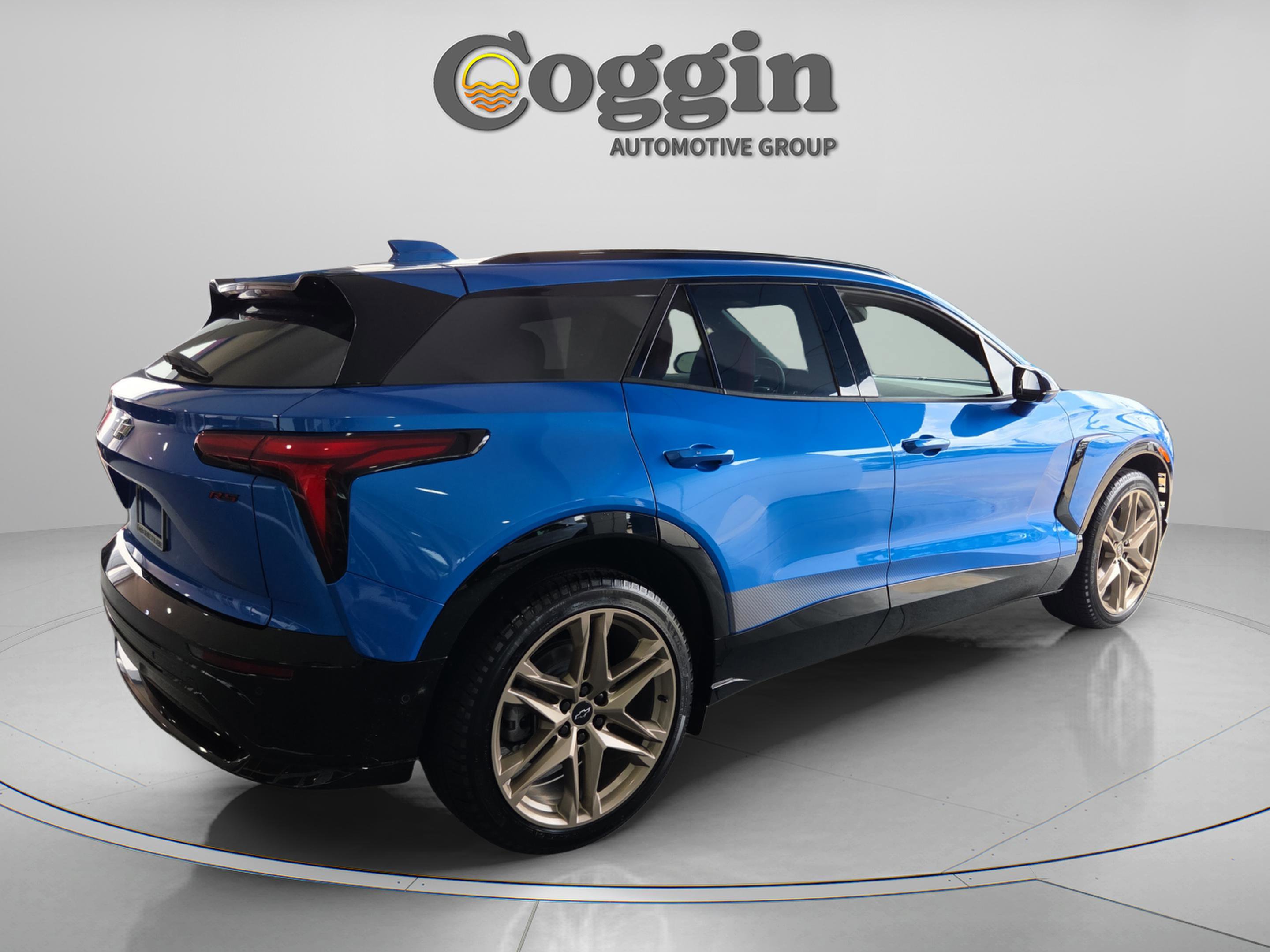 New 2026 Chevrolet Blazer EV RS w/ LPO, Tech Bronze Package FWD image 5