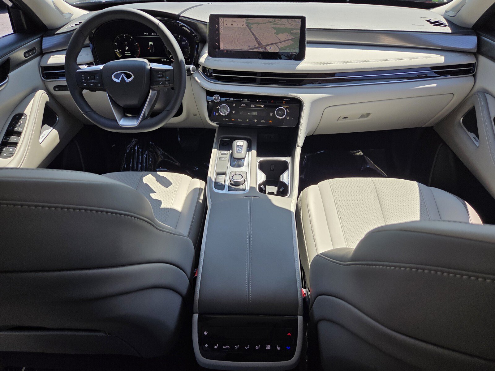 Used 2026 INFINITI QX60 Luxe w/ Cargo Package FWD image 14