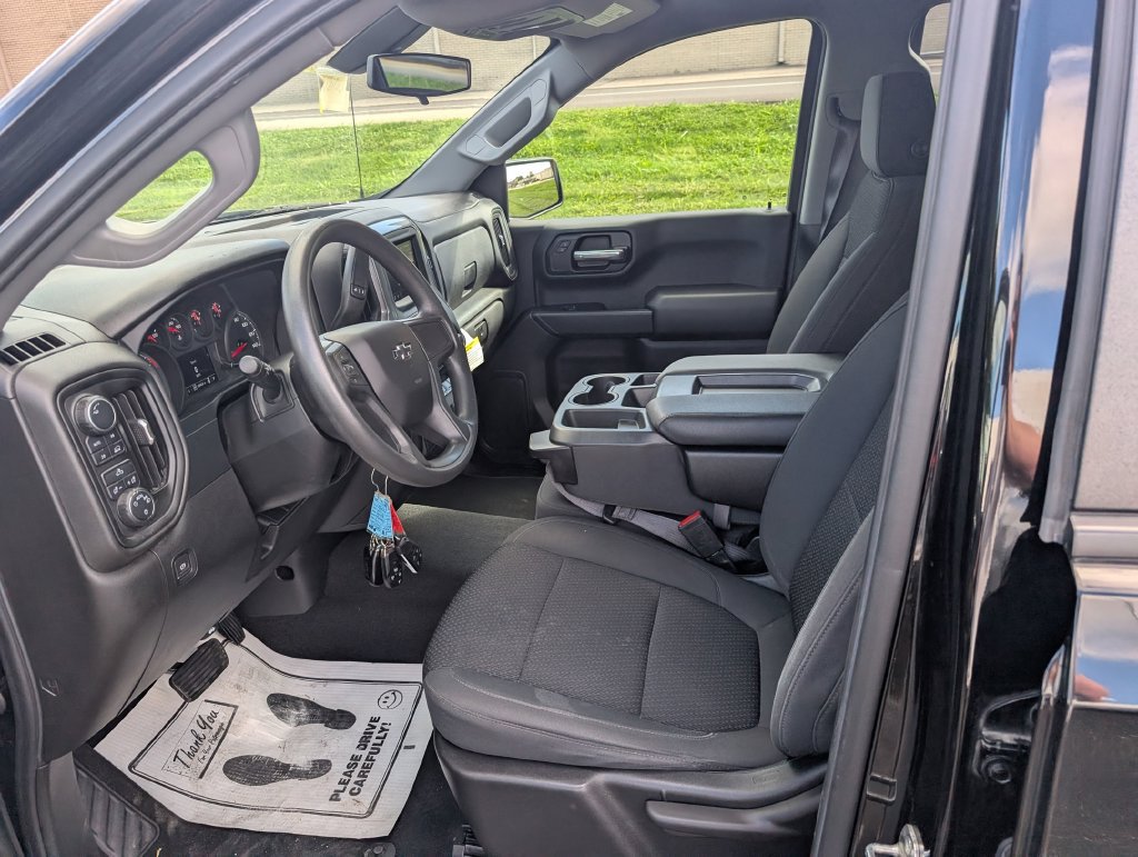 Used 2022 Chevrolet Silverado 1500 Custom w/ Rally Edition AWD/4WD image 12