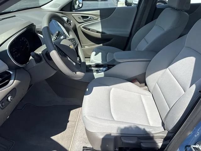 Used 2024 Chevrolet Malibu LS FWD image 9