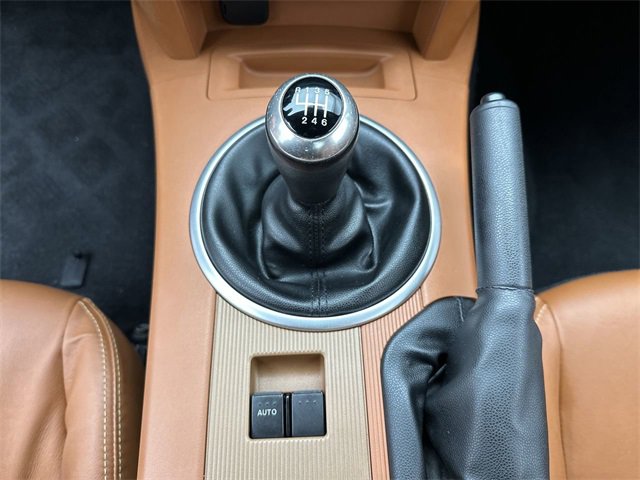 Used 2006 MAZDA MX-5 Miata Grand Touring image 18