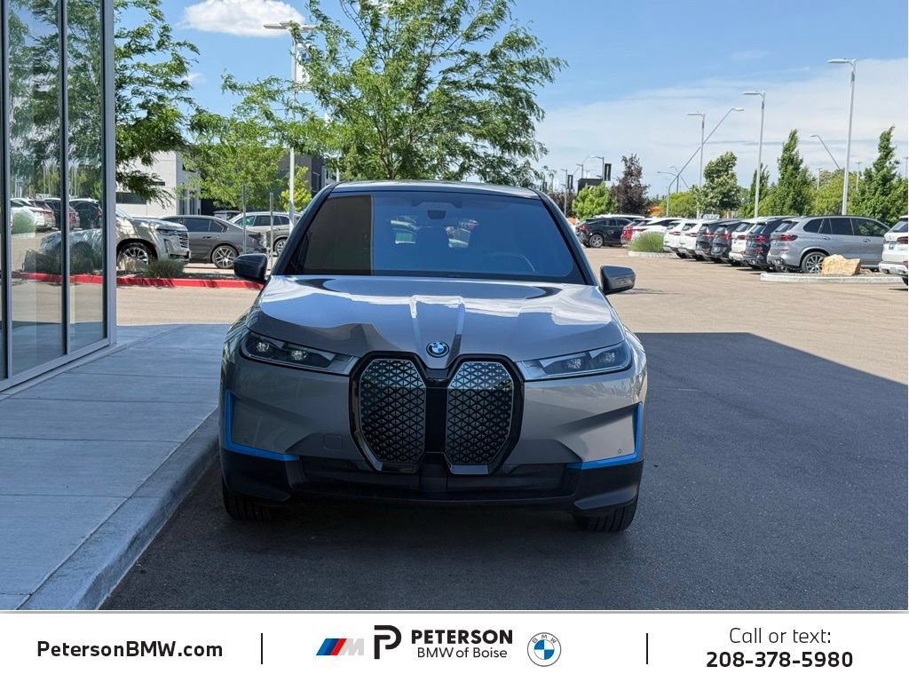 Used 2024 BMW iX xDrive50 w/ Convenience Package AWD/4WD image 8