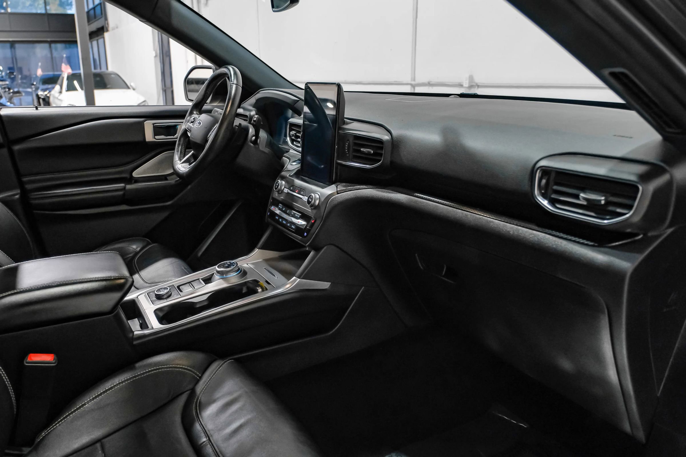 Used 2020 Ford Explorer ST w/ ST Street Pack image 13
