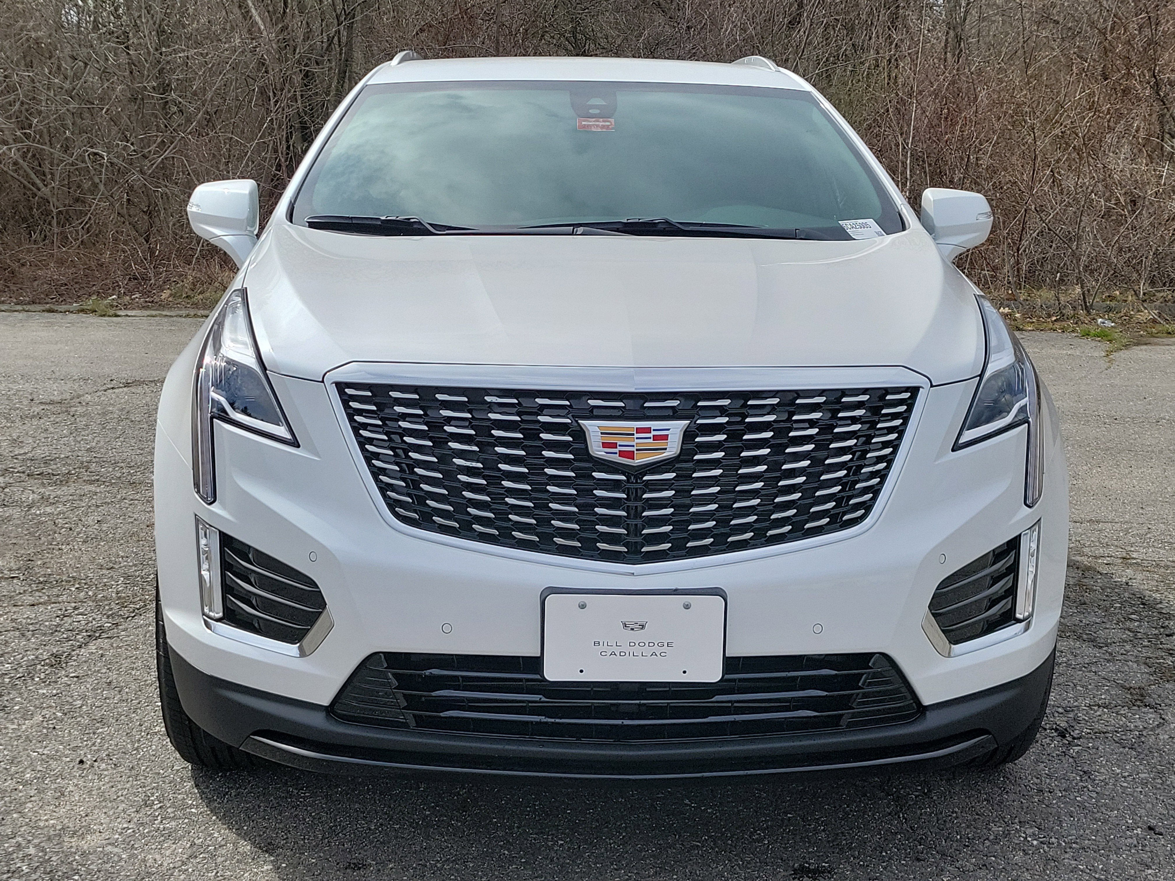 New 2026 Cadillac XT5 Luxury w/ LPO, Floor Liner Package AWD/4WD image 10