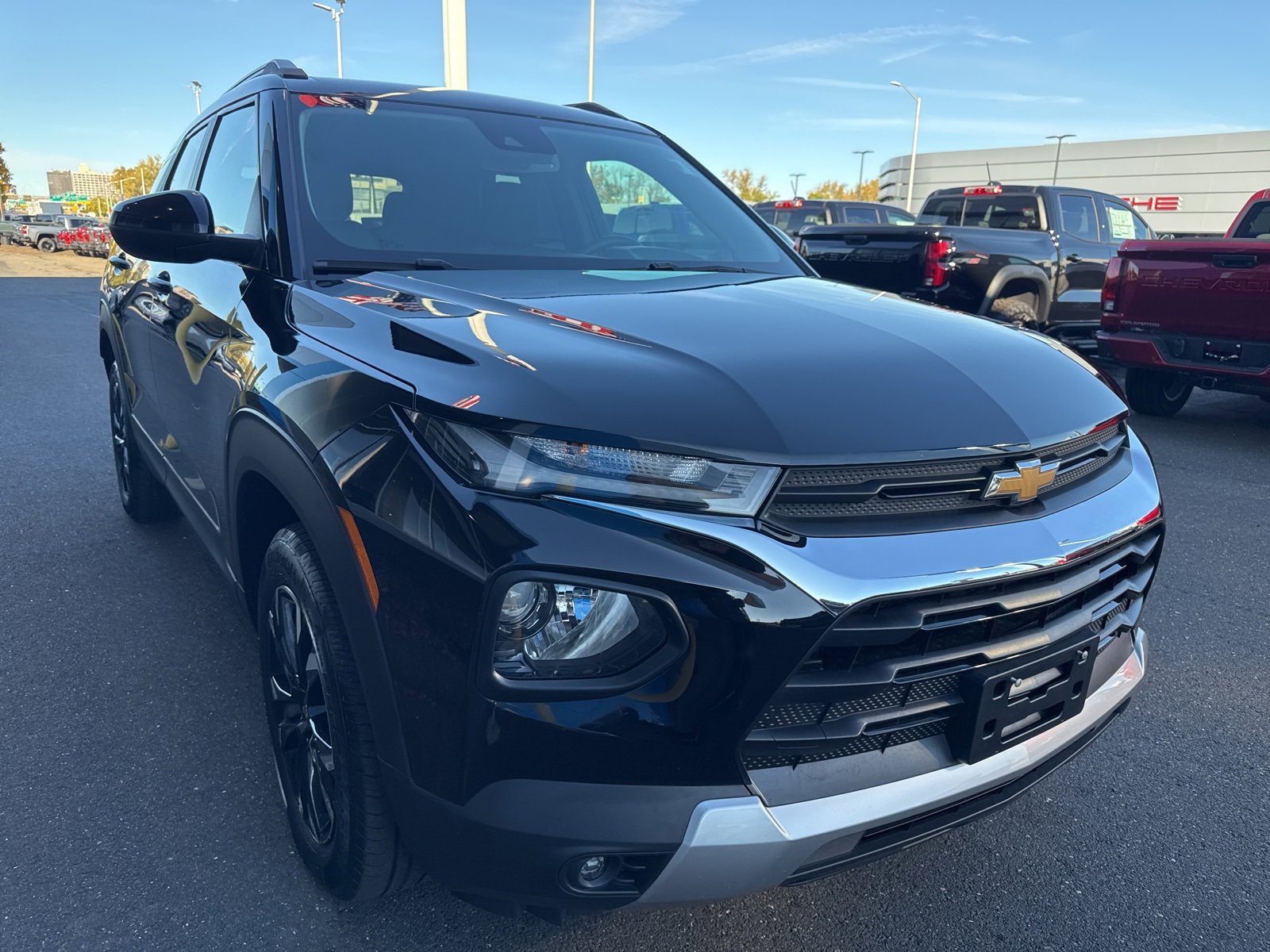Used 2022 Chevrolet TrailBlazer LT w/ Convenience Package image 4