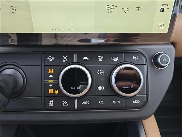 New 2026 Land Rover Defender 110 X-Dynamic SE image 20