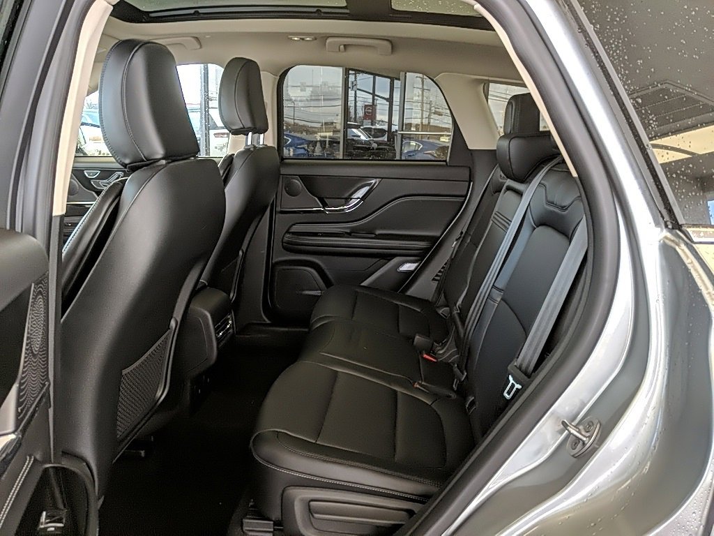 Used 2023 Lincoln Corsair FWD w/ Equipment Group 101A image 12