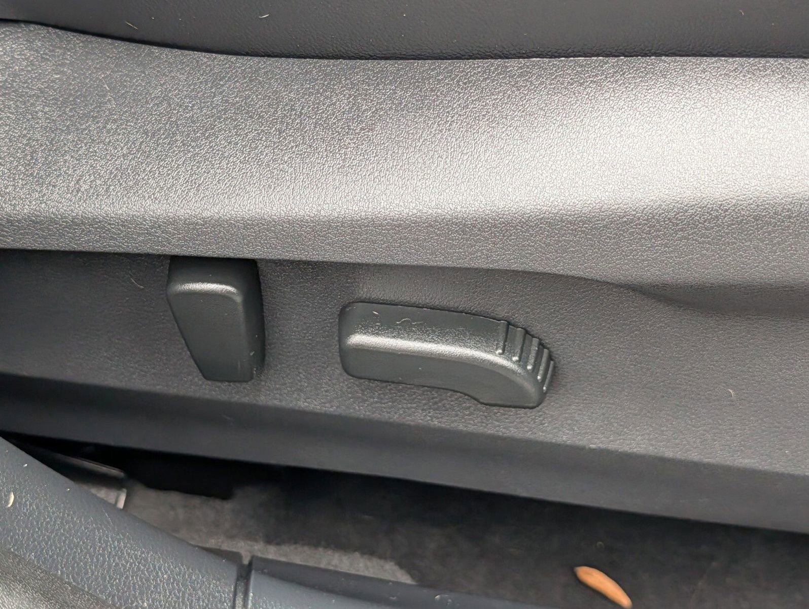 Used 2023 Subaru Outback Limited image 25