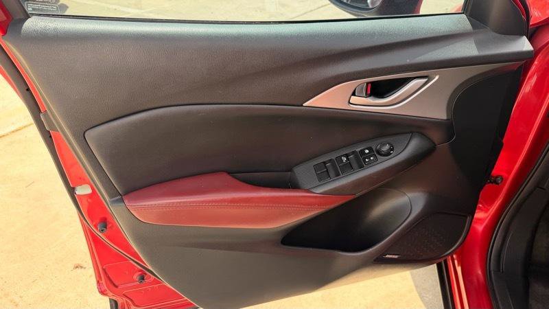 Used 2018 MAZDA CX-3 Touring w/ Preferred Equipment Package image 12
