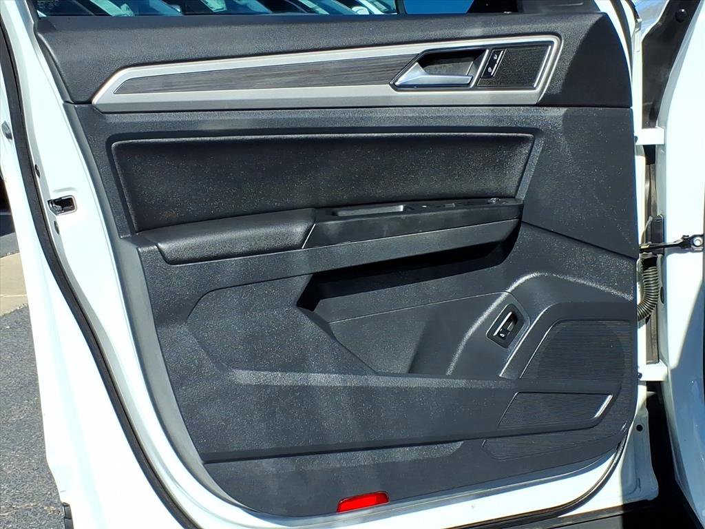Certified 2021 Volkswagen Atlas SEL image 19