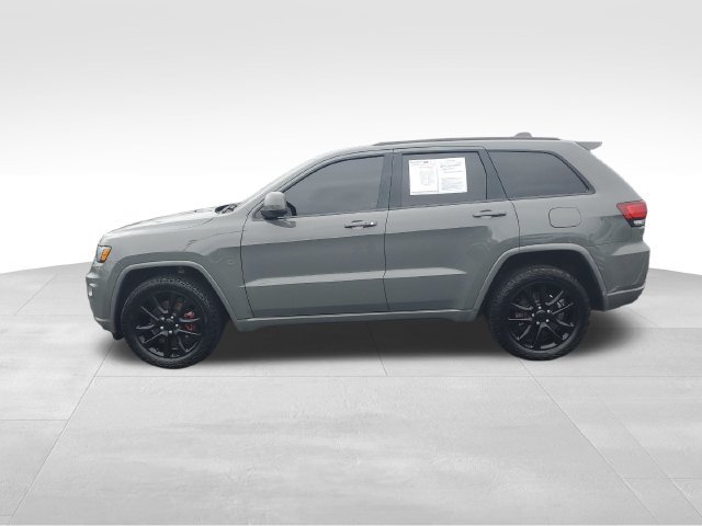 Used 2021 Jeep Grand Cherokee Laredo X AWD/4WD image 7