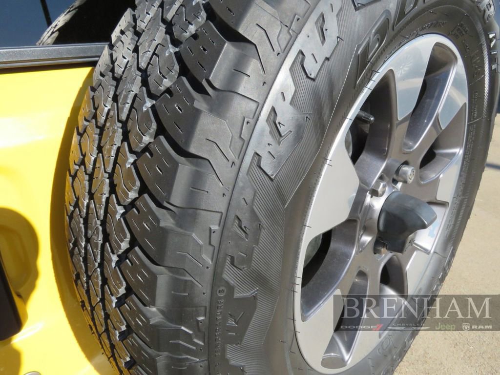 Used 2019 Jeep Wrangler Unlimited Sahara image 17