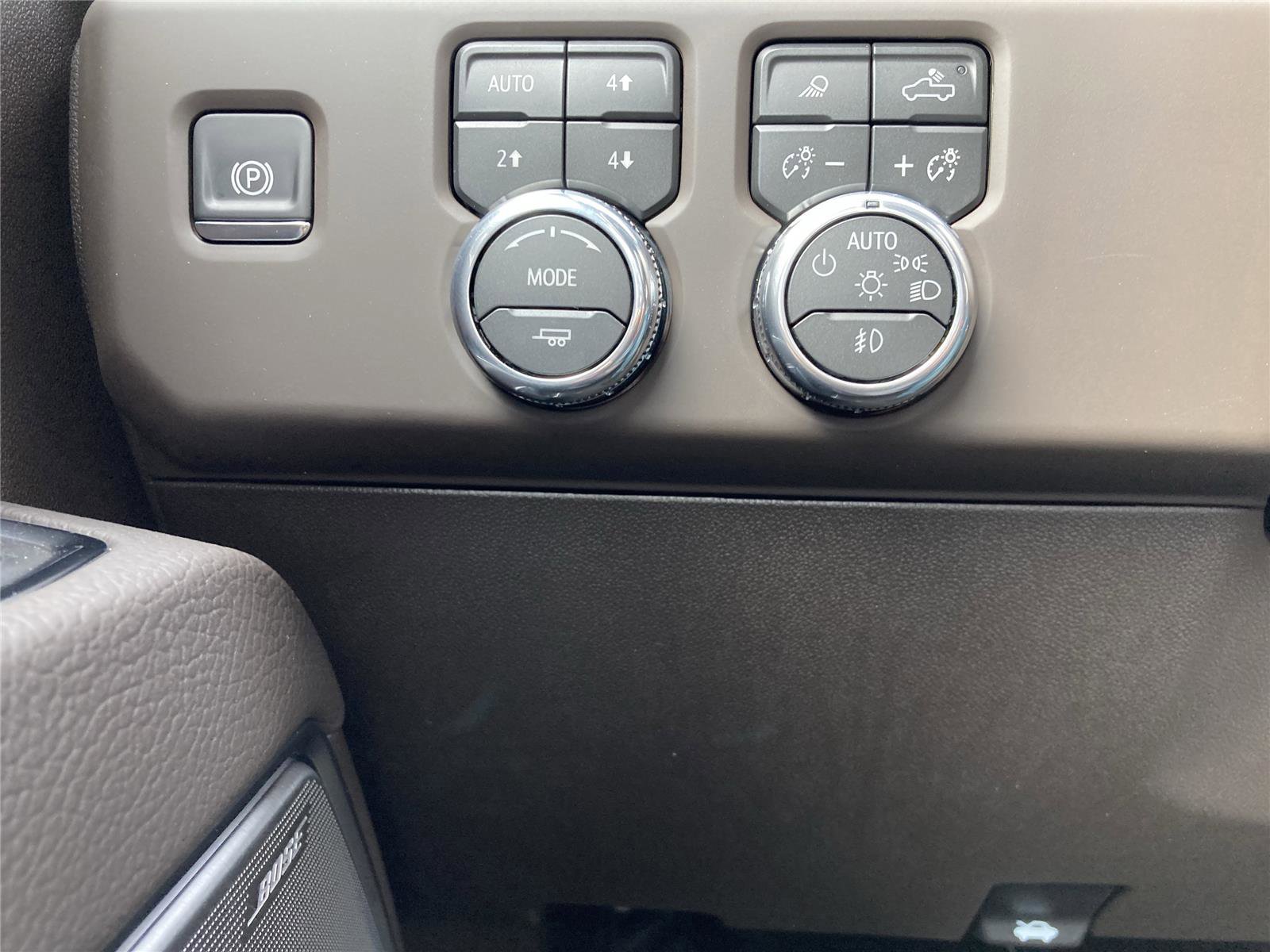 New 2026 GMC Sierra 2500 Denali w/ Denali Reserve Package image 19