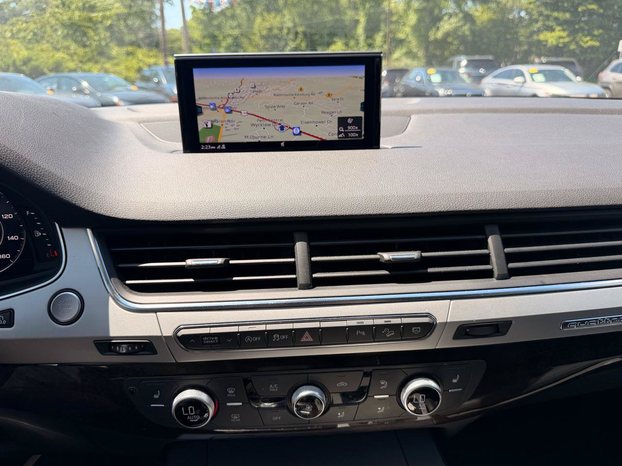 Used 2019 Audi Q7 2.0T Premium Plus w/ Premium Plus Package AWD/4WD image 32