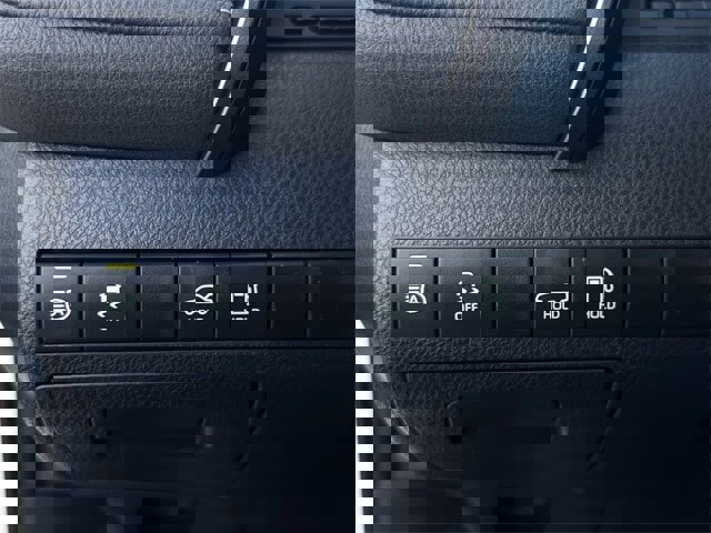 Used 2024 Toyota Camry SE image 22