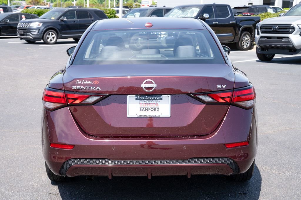 Used 2024 Nissan Sentra SV FWD image 4