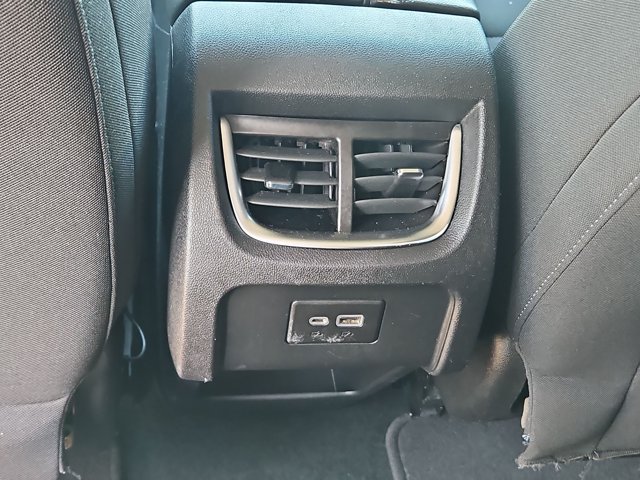 Used 2021 Chevrolet Blazer LT FWD image 16